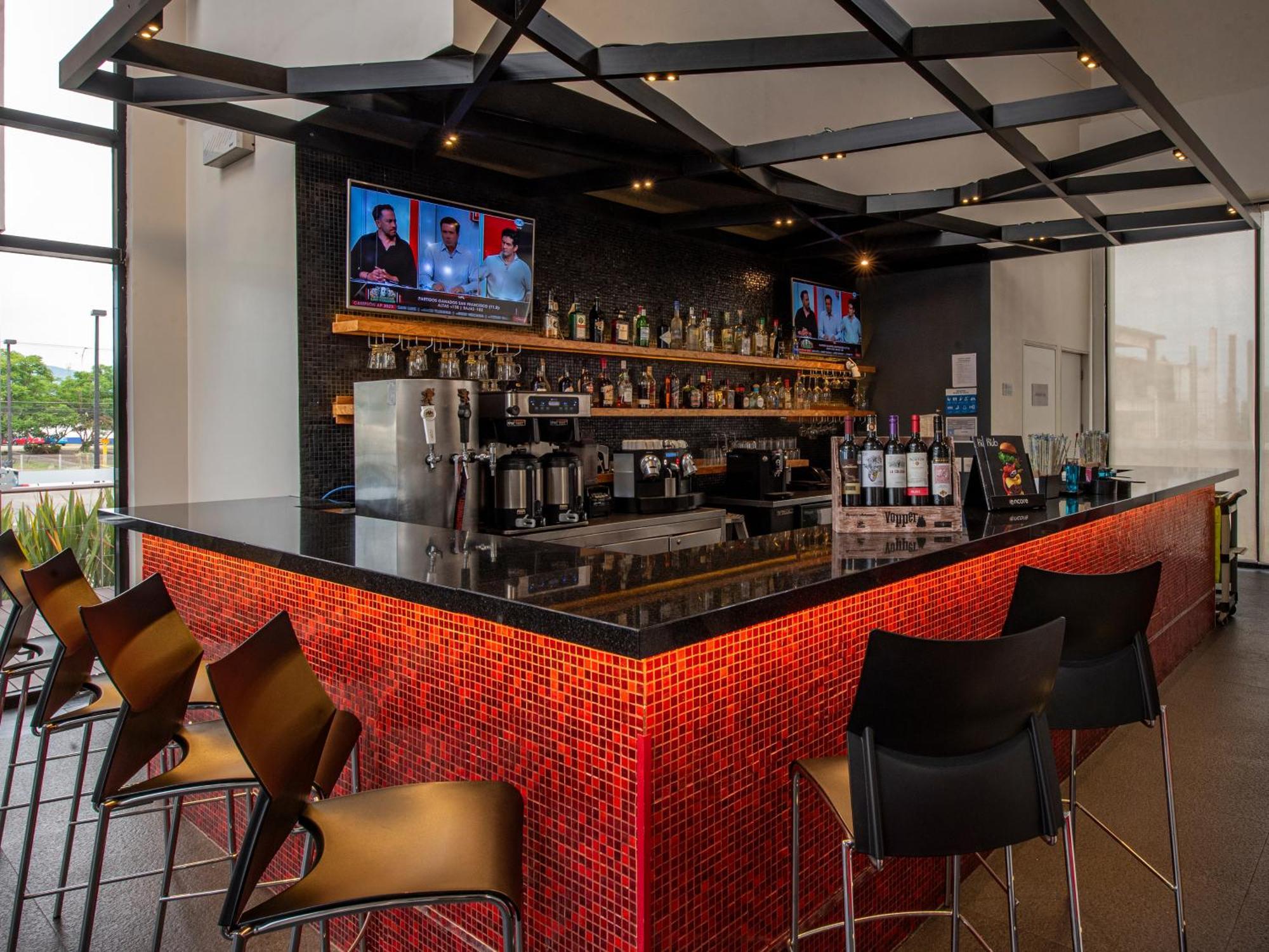 Ramada Encore By Wyndham Queretaro Hotel 4*